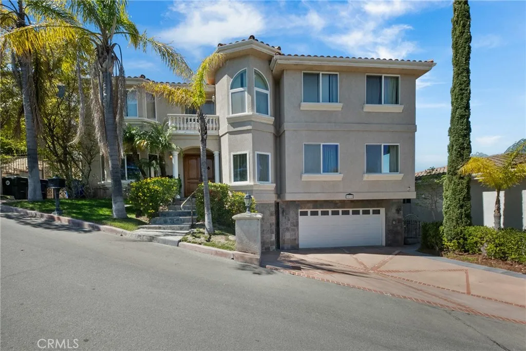 24845 Bella Vista Drive, Newhall, California 91321 home-pic-1